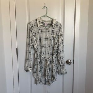 Isabel Maternity by Ingrid & Isabel Checkered Tie-Waist Blouse